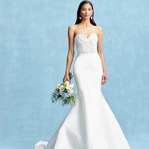 Carolina Herrera Ramona Wedding Dress
